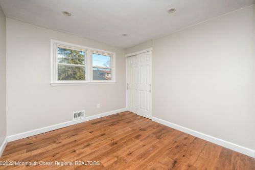 3 Fox Dr, Hazlet NJ  07730-1410 exterior