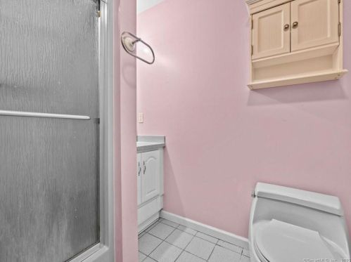 7 Lena Dr, Uncasville CT  exterior