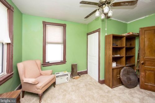 52 Chestnut Ave, Camden NJ  08109-2505 exterior