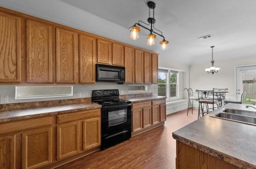 5801 Greenmeadow Dr, Argyle TX  76226-2266 exterior
