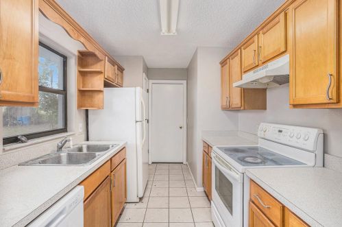 126 Padgett Pl, Lakeland, FL 33809-4123