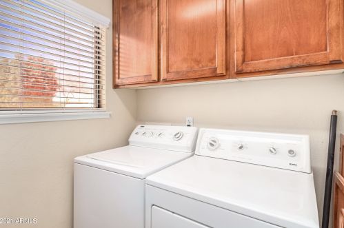 9072 80 Ln, Peoria AZ 85382-4417 exterior