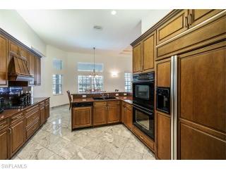 2321 Harrier Run, Naples, FL 34105-2568