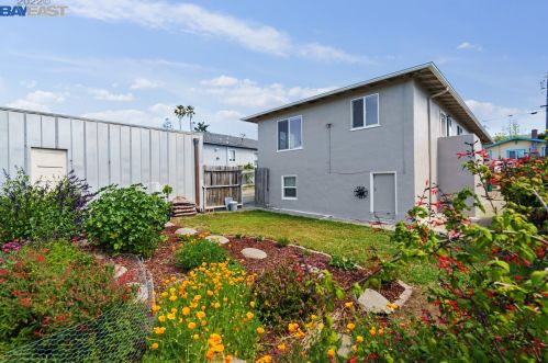 3401 Dakota St, Oakland CA 94602-3801 exterior