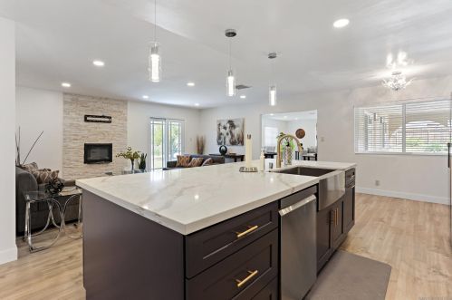 1970 Granite Hills Dr, El Cajon CA  92019-2043 exterior