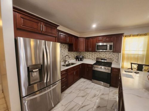 9 Harding Ave, Providence RI  02905-2506 exterior