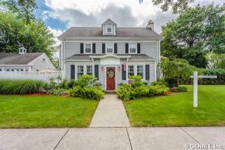 2924 Saint Paul Blvd, Rochester, NY 14617-3744