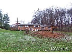 1503 Williamstown Pike, Williamstown, WV 26187-8117