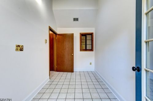 903 Alysia Ct, Dover NJ 07803-3056 exterior