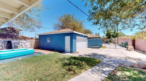 44420 Date Ave, Lancaster CA 93534-3512 exterior