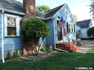 38 Cedar Rd, Rochester, NY 14616-4304