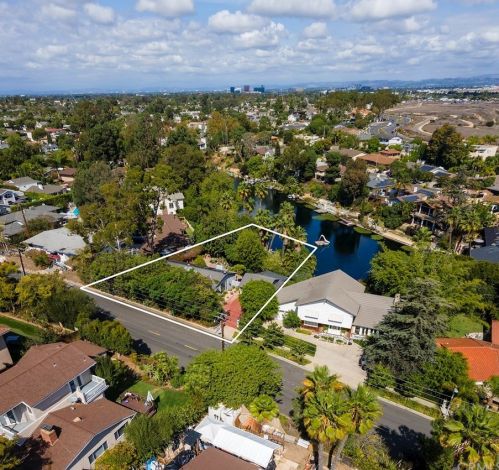 2420 23rd St, Newport Beach, CA 92660-3610
