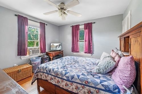 2 St, Peabody MA 01960-6121 exterior