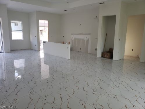 2710 51st St, Lehigh Acres, FL 33976-4874