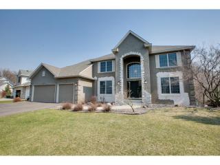 8329 Marsh Creek Rd, Saint Paul, MN 55125-3042