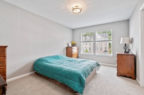 128 Craig St, Imperial PA  15126-9743 exterior