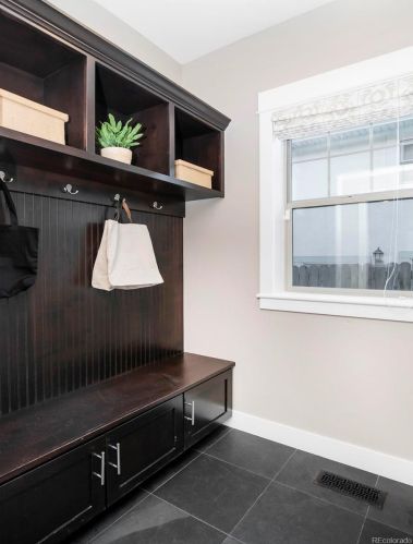 1140 Ogden St, Denver CO 80205-5137 exterior