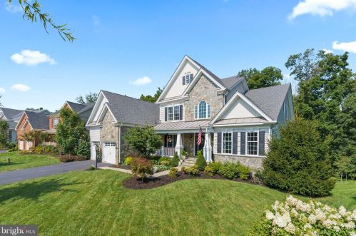 5832 Waterloo Bridge Cir, Haymarket, VA 20169-8127