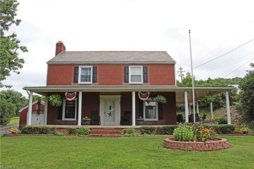 1911 Lincoln Hwy, Chester, WV 26034-1715