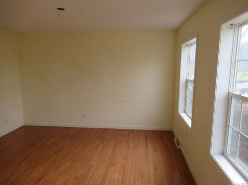 45 Frog Hollow Rd, Poughquag NY  12570-5710 exterior