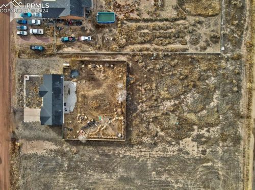 921 Cayuga Dr, Pueblo CO 81007-3130 exterior