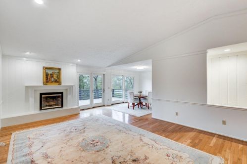 1 Brandywine Dr, Cincinnati, OH 45246-3809
