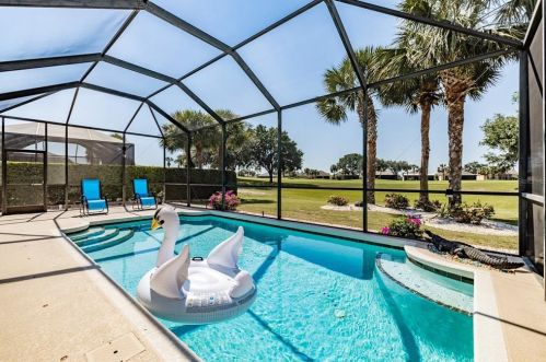 427 Noble Faire Dr, Ruskin, FL 33573-5893