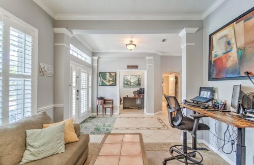 413 Islebay Dr, Ruskin FL  33572-3332 exterior