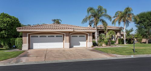 3 University Cir, Rancho Mirage, CA 92270-3910