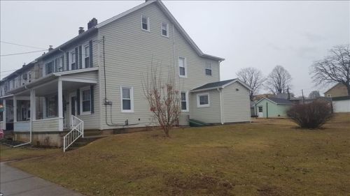 134 Front St, Ironton, PA 18037-1218