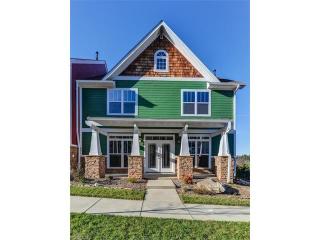 14 Walnut Springs Dr, Asheville, NC 28804-7701