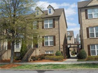 230 Bland St, Charlotte NC  28203-4104 exterior