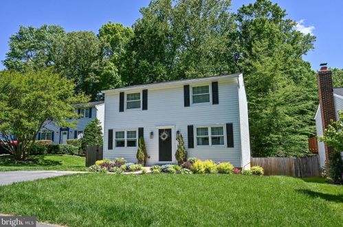 8452 Gold Sky Ct, Springfield VA  22153-2507 exterior