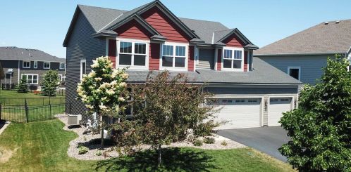 11282 Harness Rd, Saint Paul, MN 55129-1200