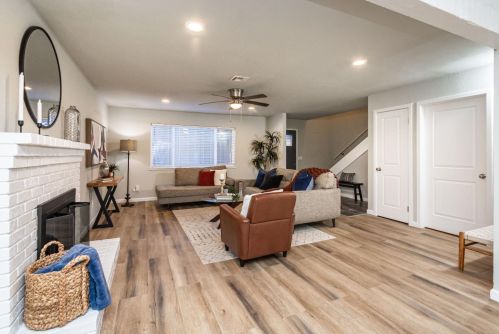 7434 Ranch Ave, Citrus Heights CA  95610-7462 exterior