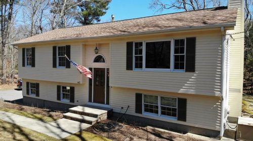 462 Victory Hwy, West Greenwich, RI 02817-2159