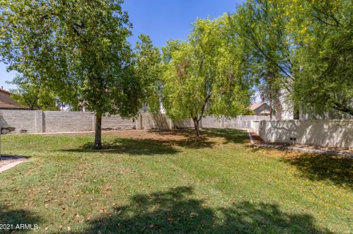 501 Sunrise Dr, Gilbert AZ  85233-6732 exterior