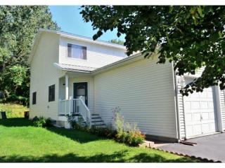 39 Forest St, Winooski, VT 05404-1905