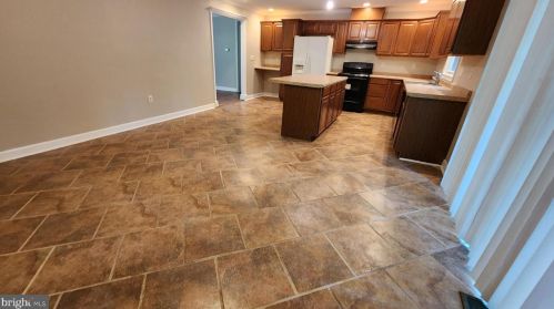 23 Beech Haven Dr, Dover DE  19904-1156 exterior