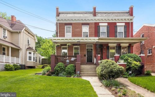 1223 Franklin St, Washington, DC 20017-2422