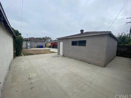 4840 136th St, Hawthorne, CA 90250-5632