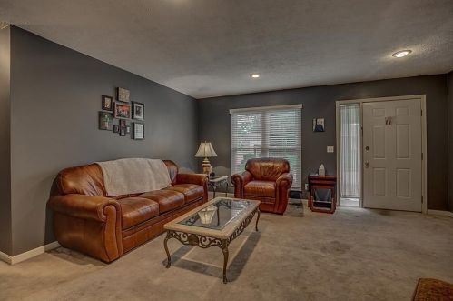 460 Glenview Ct, Covington, KY 41017-3339