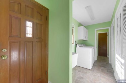 1 Prince Rd, Parsippany NJ  07054-4822 exterior