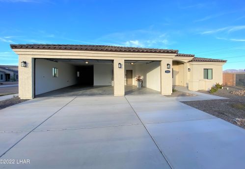 9094 Saguaro Cir, Mohave Valley AZ  86440-8631 exterior
