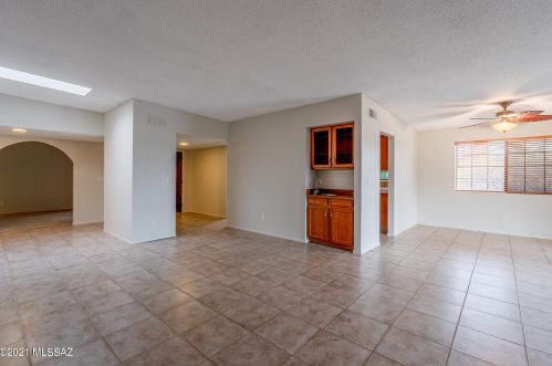 4834 Territory Loop, Tucson AZ 85750-5947 exterior