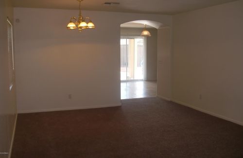 6241 Encinas Ln, Phoenix AZ  85043-1911 exterior