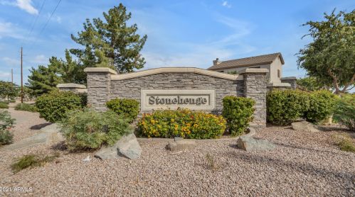 1492 Saddle St, Gilbert AZ 85233-1400 exterior