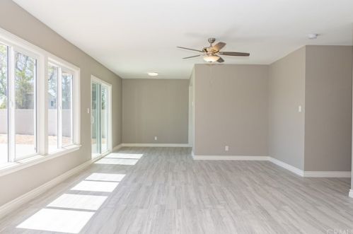 643 Mckinley St, Rialto CA  92376-6057 exterior
