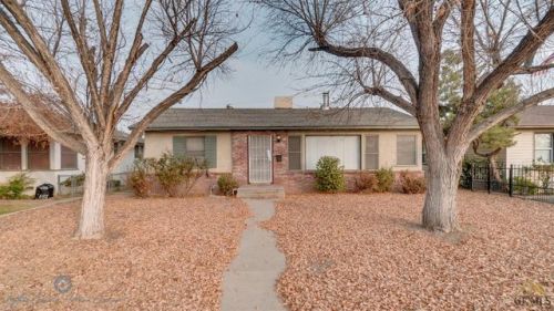 116 Beech St, Bakersfield, CA 93304-2409