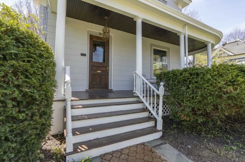 50 Livingston St, Rhinebeck NY  12572-1532 exterior